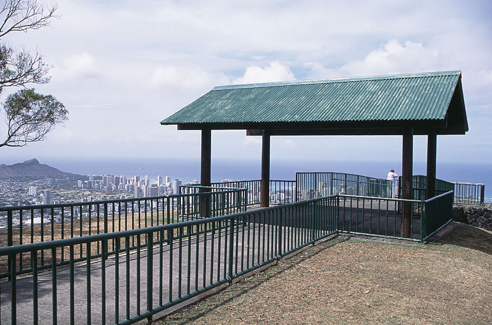Tantalus lookout